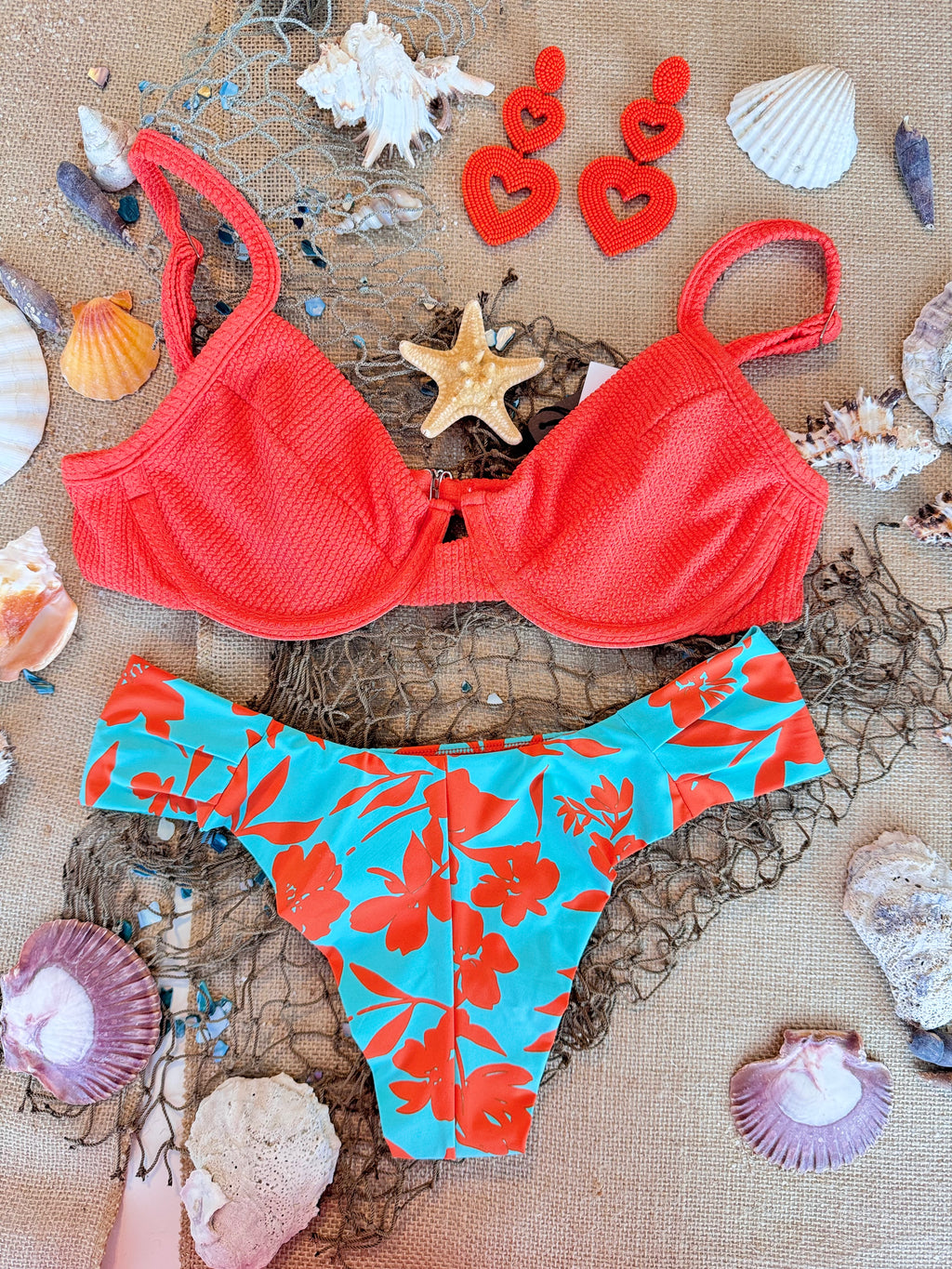 Coral Ribbed Plunge Bikini Set FSP UV50+

94% polyamide 6% elastane