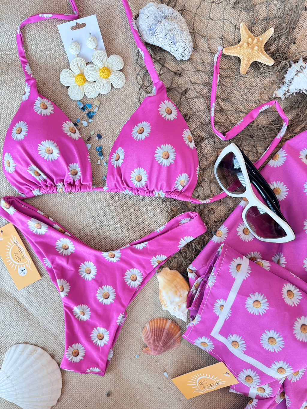 Daisy Print Satin Beach Wrap – 50” x 38”
